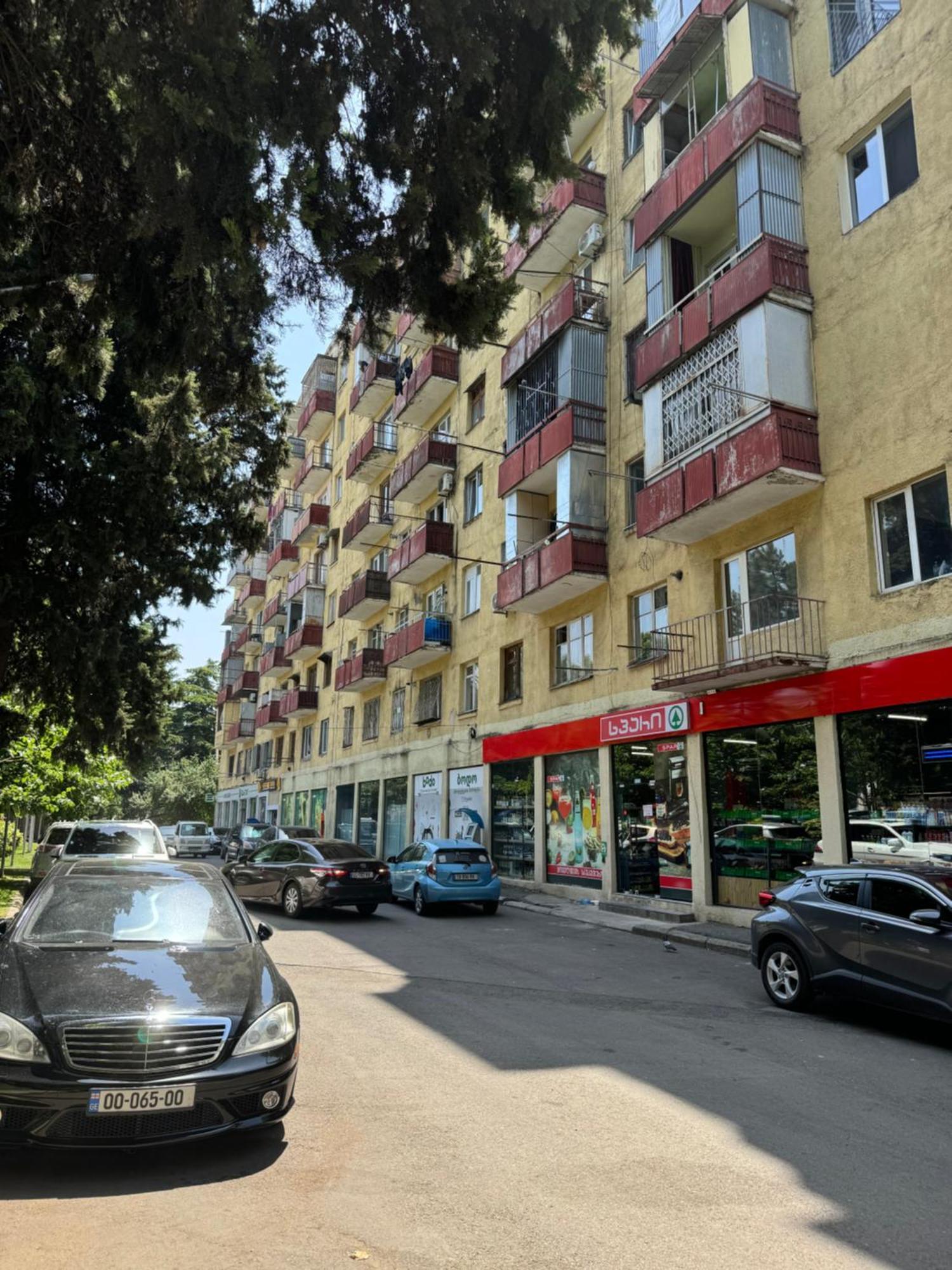 Cozy Apartment With Balcony 第比利斯 外观 照片