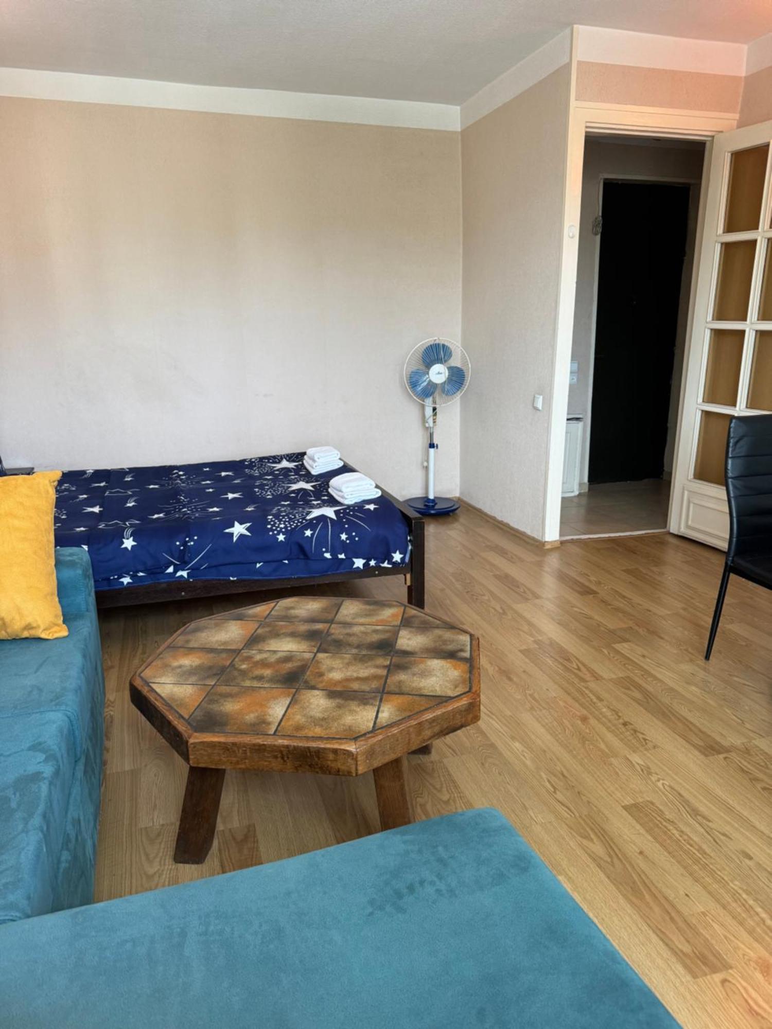 Cozy Apartment With Balcony 第比利斯 外观 照片