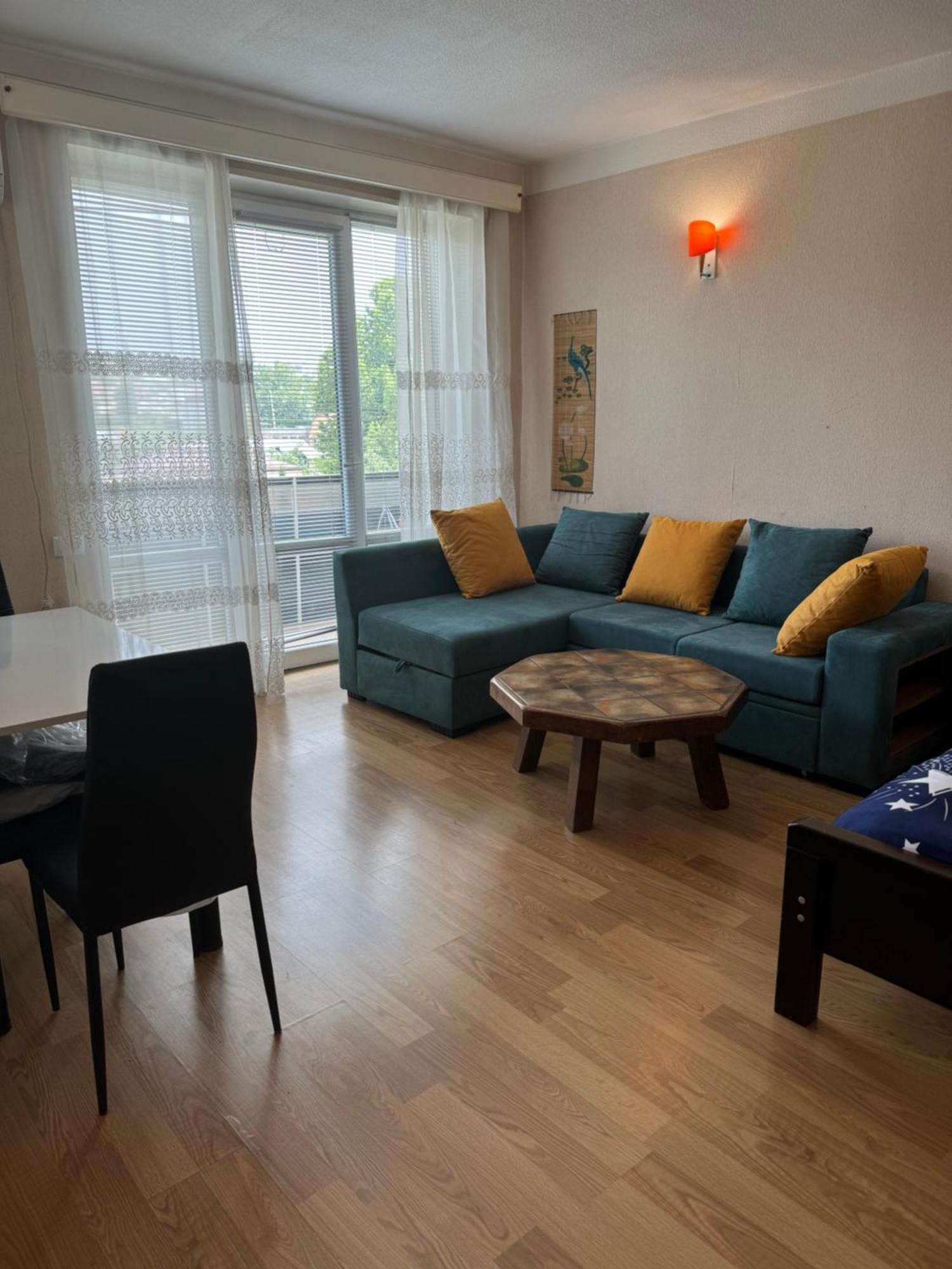 Cozy Apartment With Balcony 第比利斯 外观 照片